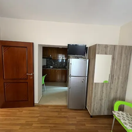 Unique Πανσιόν *